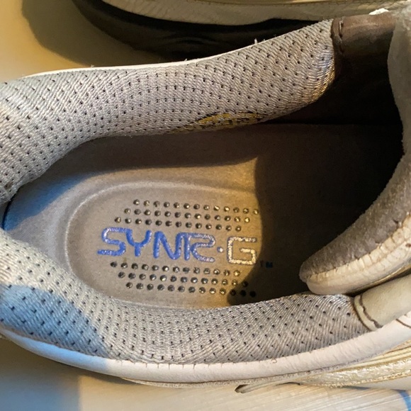 Footjoy Synr-G size 8.5 - Picture 2 of 5